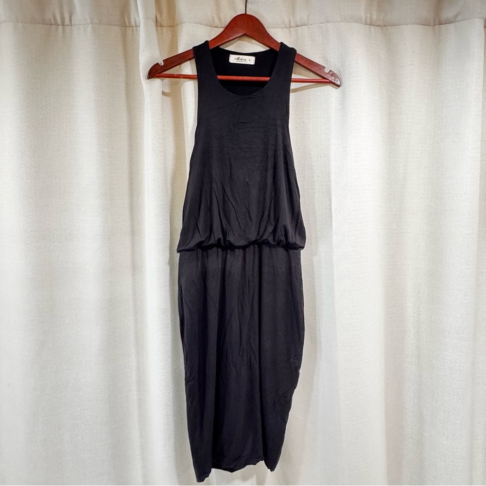 Mahina cozy black shift dress